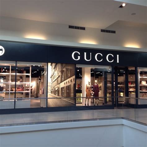 gucci outlets in us